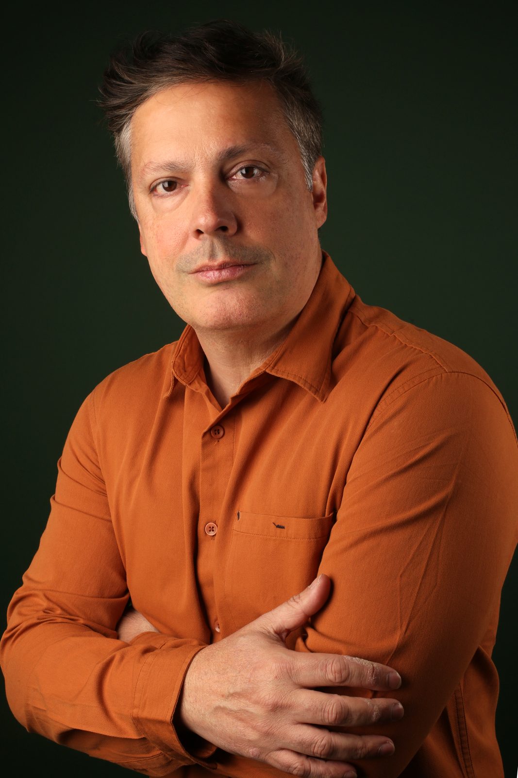 Eduardo Lassah, ator com 30 anos de carreira Eduardo Lassah, ator no Rio de Janeiro, em retrato de estúdio